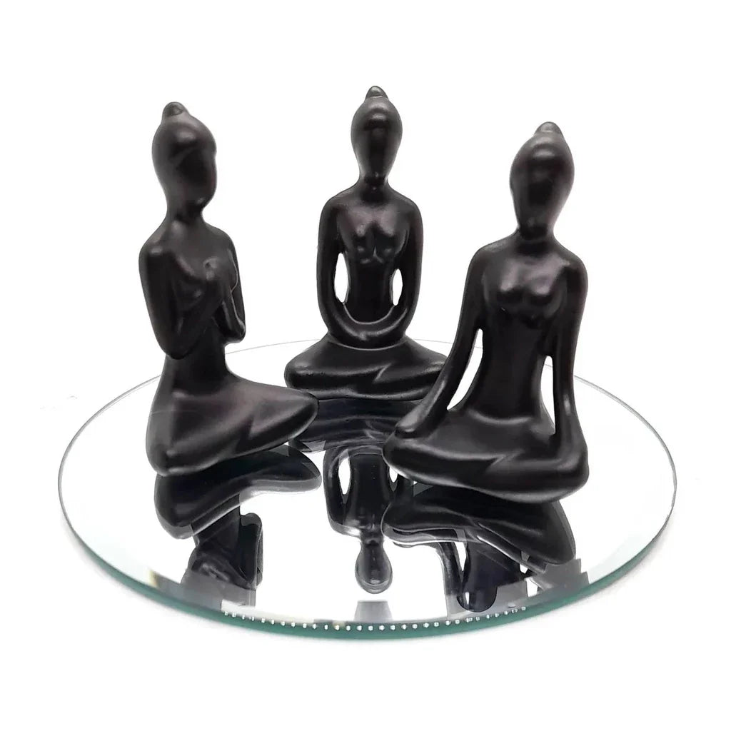Kit com 3 Estatuetas Meditation Gold Collection
