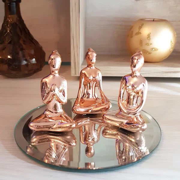 Kit com 3 Estatuetas Meditation Gold Collection